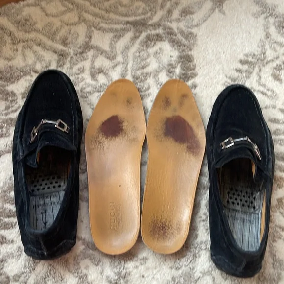 Gucci black Suede Driver loafers size 8